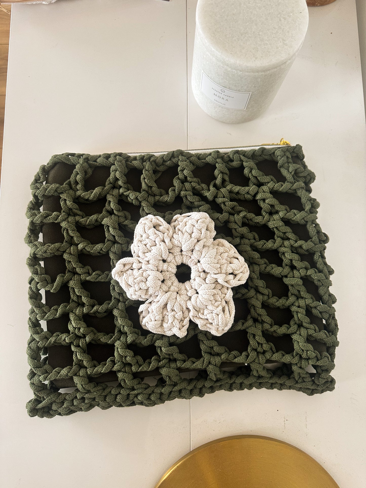 Pochette Louisa Kaki et Blanche